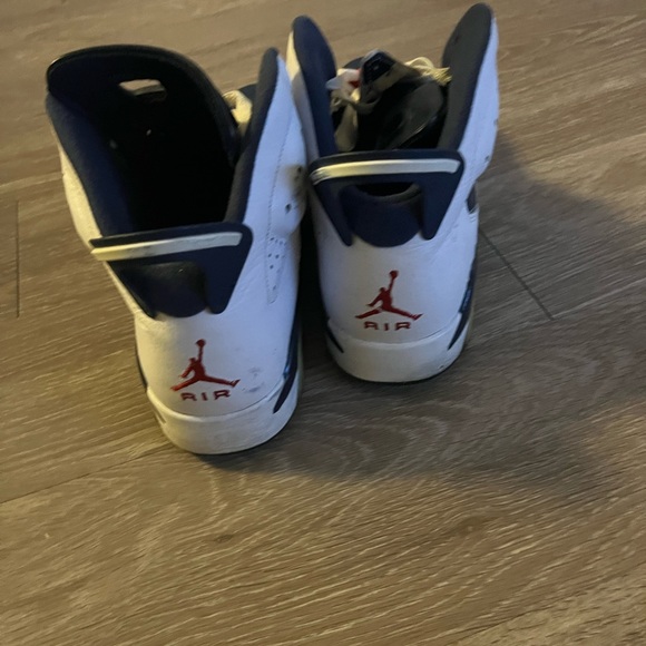 Jordan 6 Olympics size 12.5 pre-owned - Picture 7 of 7